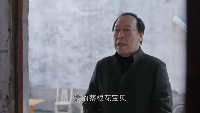 喪偶式育兒：懦弱的爸爸背后站著強(qiáng)勢(shì)的媽媽