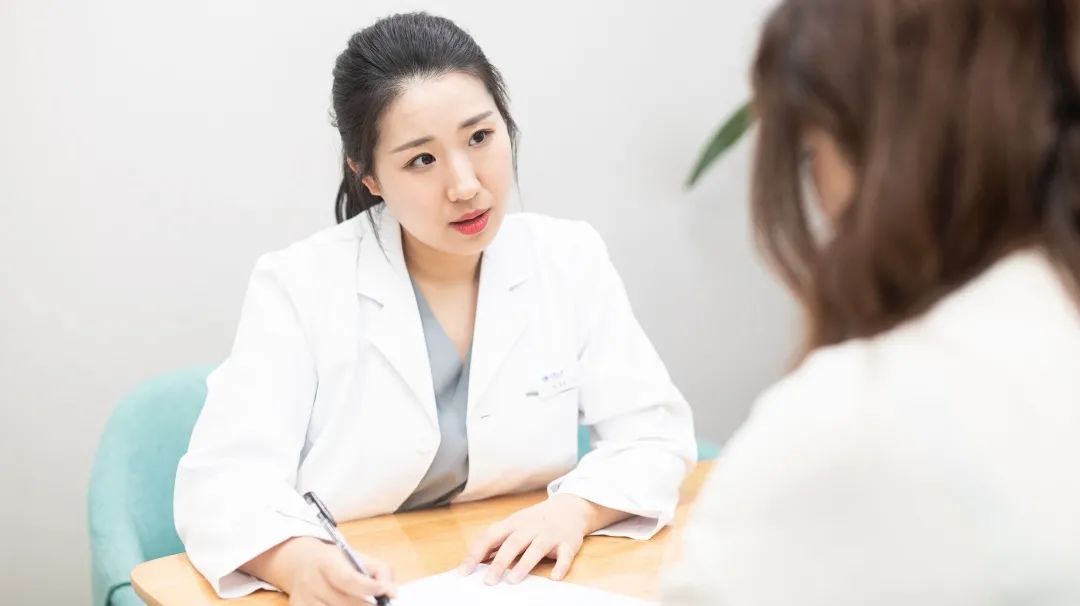 從承受痛苦婚姻到治愈自己的過(guò)程