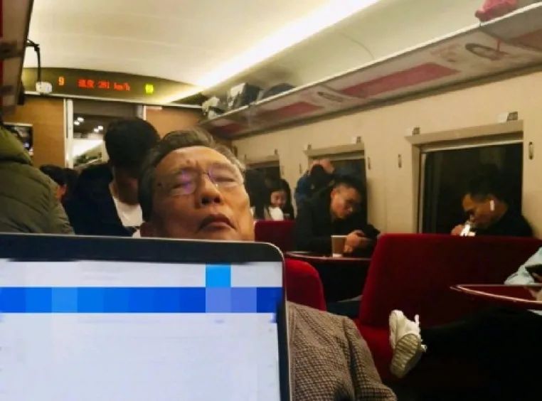 《你是我的榮耀》成年人戀愛歷程中最真實(shí)的樣子