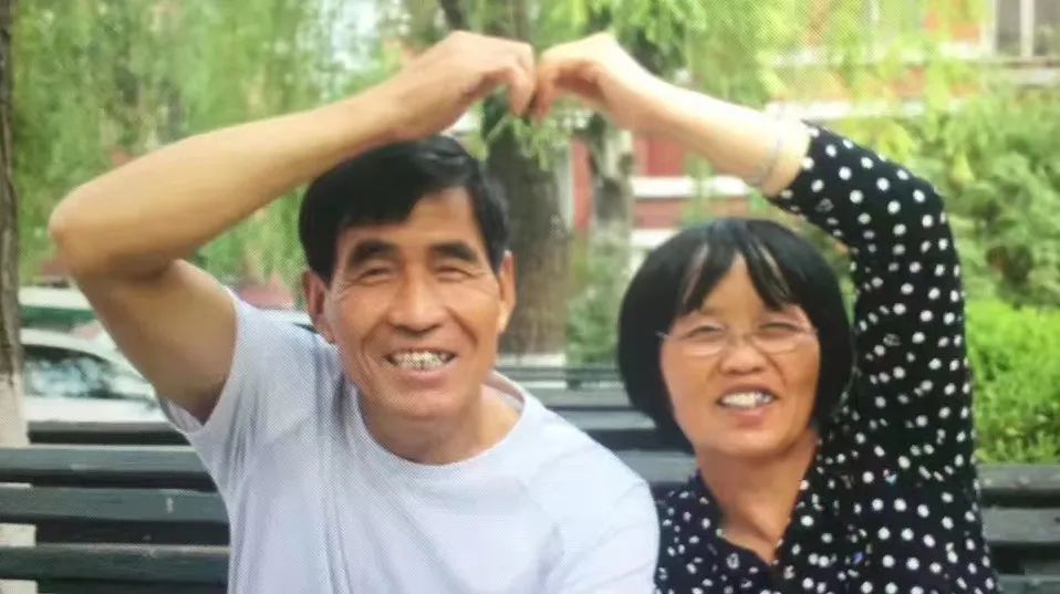 遇見(jiàn)未來(lái)的你，當(dāng)你老了你會(huì)依戀誰(shuí)？