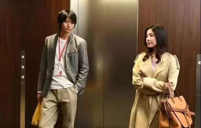 男孩除了安逸什么都有，做個女孩除了安逸什么都沒有？