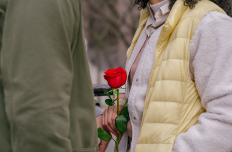 誰說到了年紀(jì)就該結(jié)婚