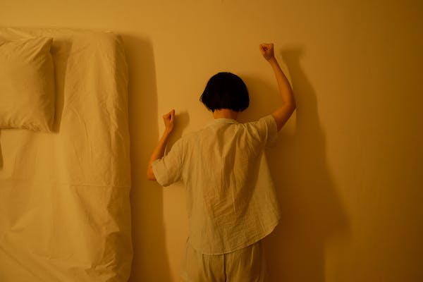 回避型感情無法維系的關(guān)鍵在于：不會引導(dǎo)關(guān)系利己