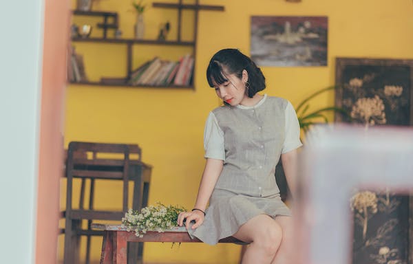 如何正確地給別人提意見(jiàn)，并讓對(duì)方欣然接受不會(huì)反感？